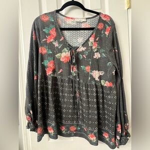 NWOT Suzanne Betro Weekend floral top XL